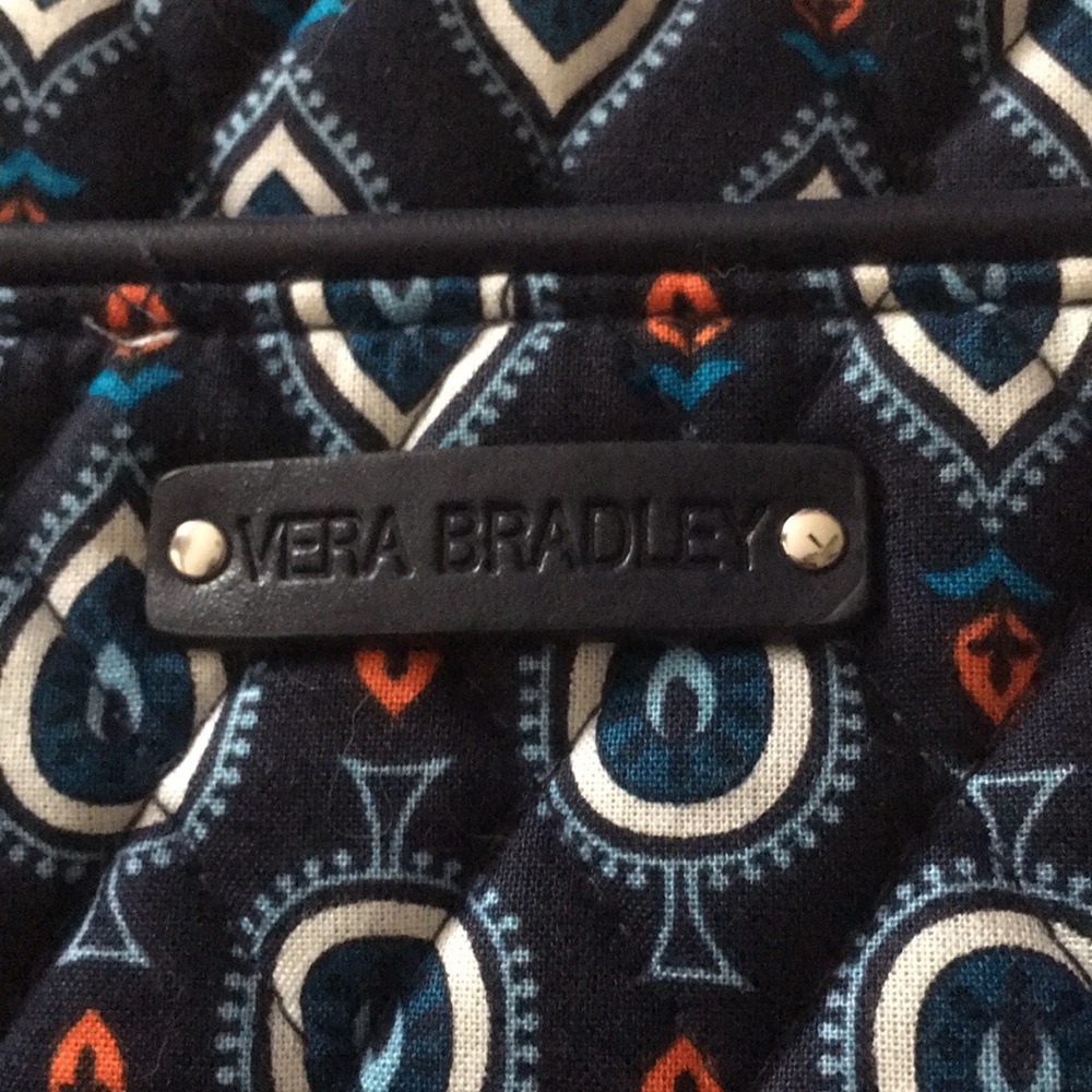 Brand new Vera Bradley Trimmed Trapeze Crossbody